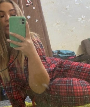 🌟 Опытная и нежная индивидуалка из Москвы, готовая доставить тебе незабываемое наслаждение. 🌹 Мои услуги способны унести тебя в мир наслаждения и полного релакса. 🌈 Я знаю, как проявить свою фантазию и похоть, чтобы они стали твоими самыми сокровенными желаниями. 💋 Мои фото - подтверждение моей красоты и изысканности, которые ты сможешь наслаждаться от самого первого взгляда. 🔥 Разреши мне сделать тебе приятное и удовлетворить все твои сексуальные фантазии. 💫 Жду тебя, чтобы создать вместе незабываемые моменты, полные страсти и наслаждения. 💃🏻💕 Ксения